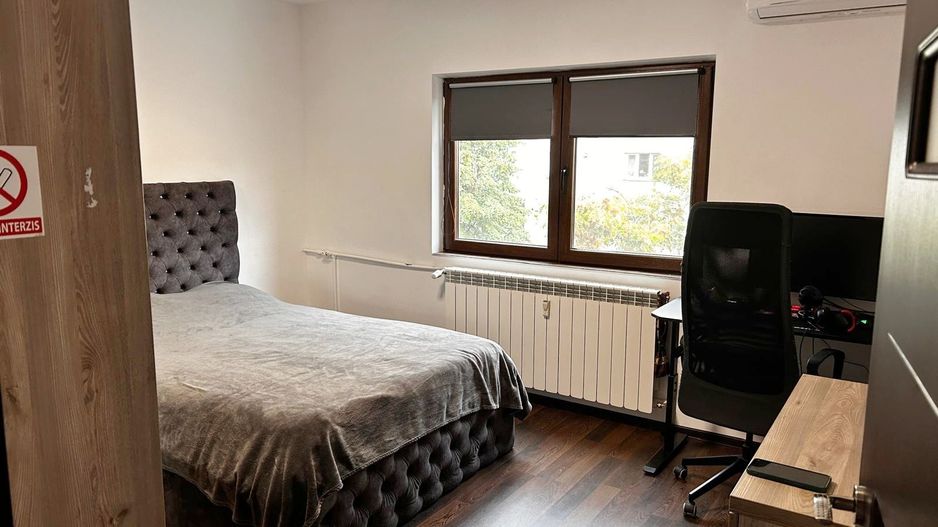 Vanzare apartament 2 camere Sebastian - str. Ileana Cosanzeana - Poză 11