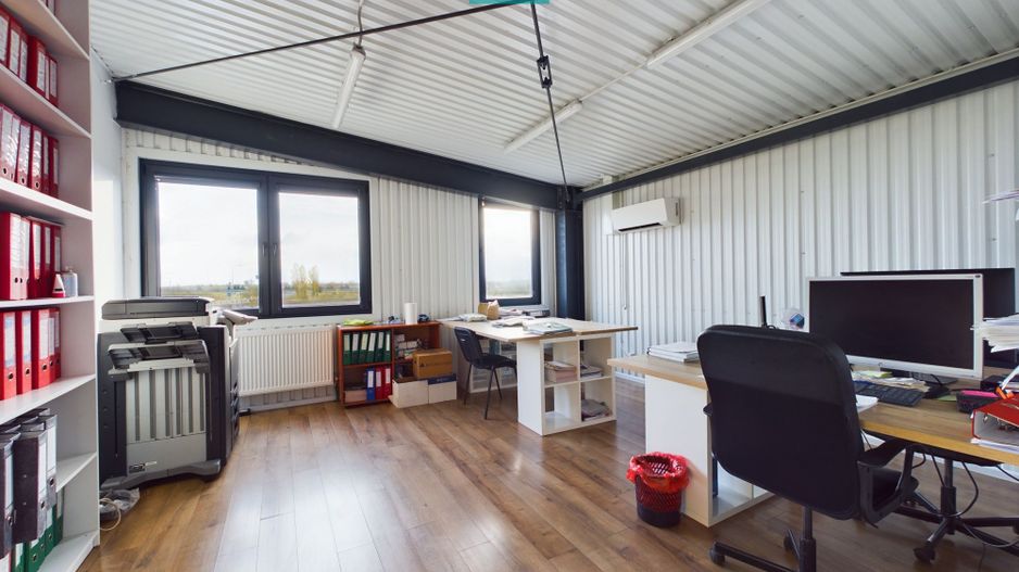 Spațiu Logistic la Autostrada A1 - Poză 17