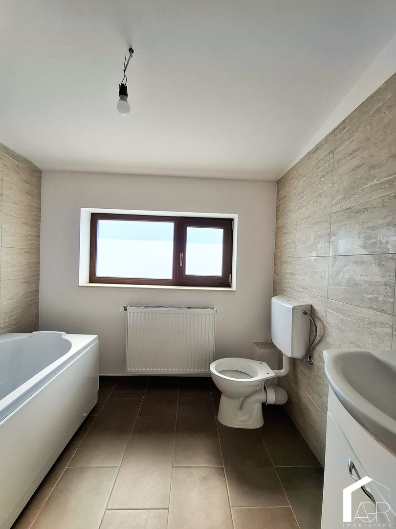 Casa tip duplex cu 4 camere, Paulesti - Poză 16