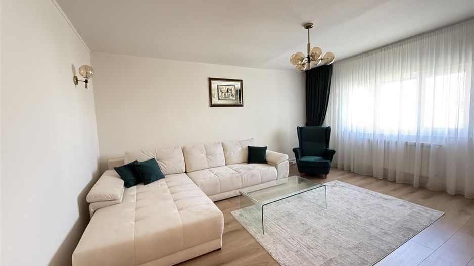 Inchiriere apartament 3 camere Calea Vitan - Vitan Mall Bucuresti - Poză 3