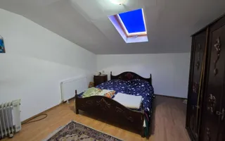 Casa 8 camere, cu 2 corpuri de cladire,  387 mp teren, zona Centru - Poză 17
