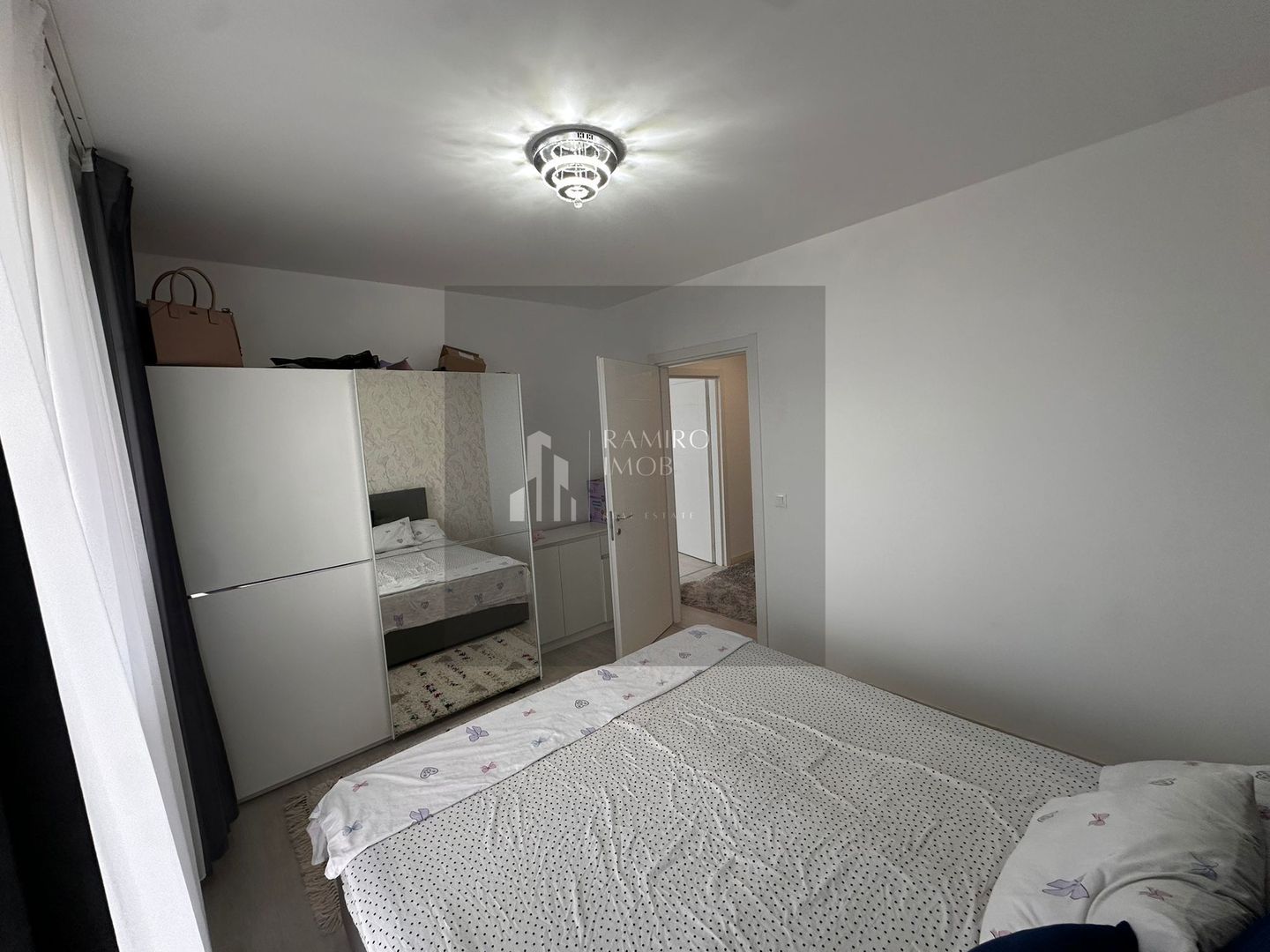 Apartament 2 camere  decomandat 67mp bloc nou Hills Splai - Poză 11