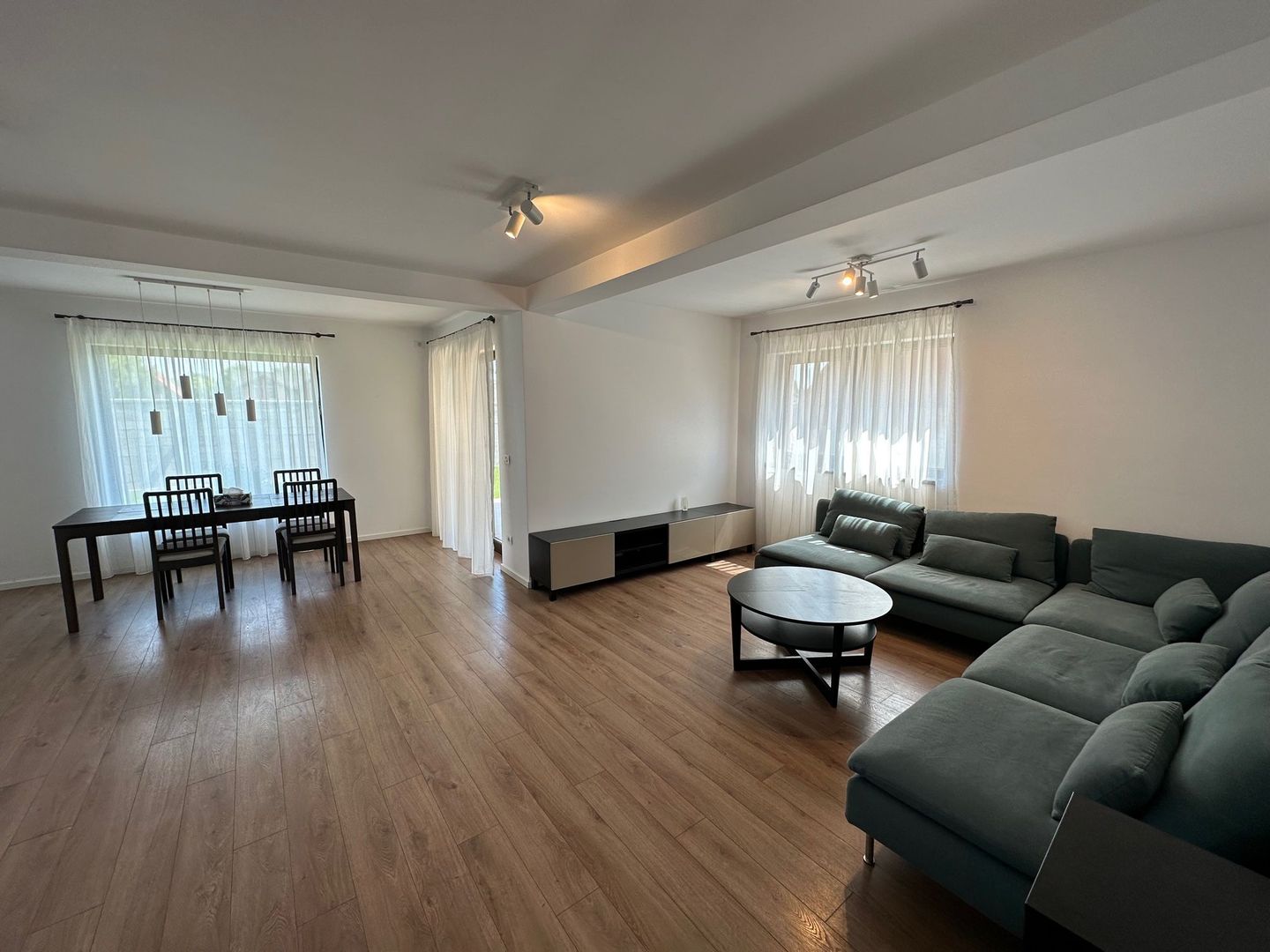 Casa individuala Dumbravita - Poză 1