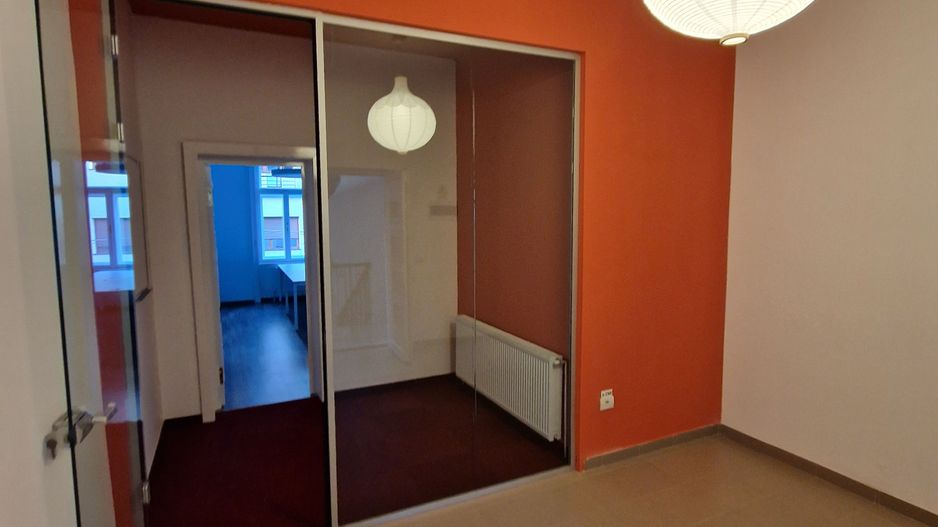 Imobil D+P+1E - 14 camere - Poză 1