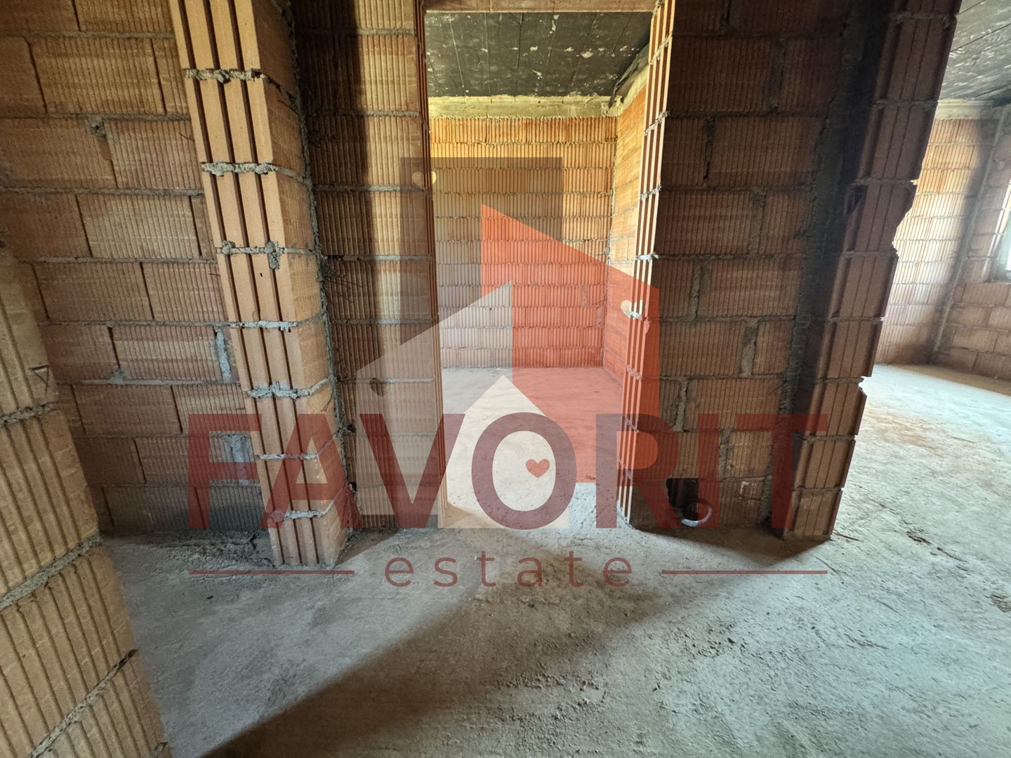 Duplex cu 4 camere de vanzare - Mosnita Noua. Zona Excelenta. - Poză 9