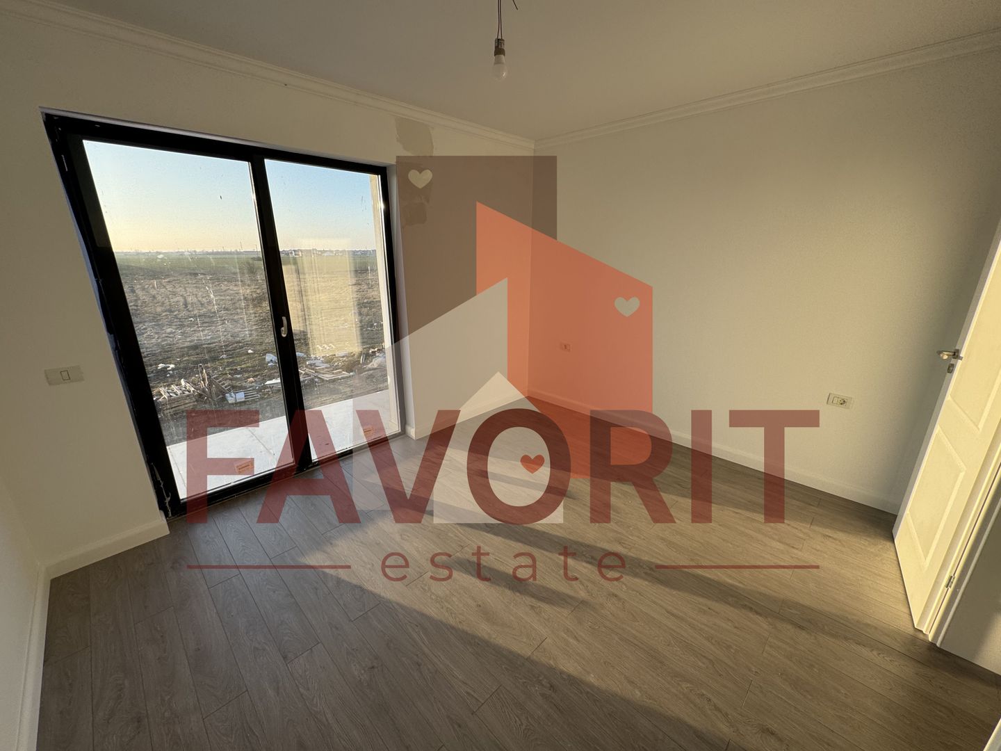 Comision 0%. Panouri si pompa de caldura. Despartit prin camera tehnica - Poză 20