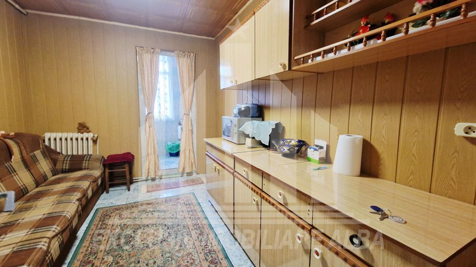 Apartament cu 2 camere decomandate zona Mall - Poză 4