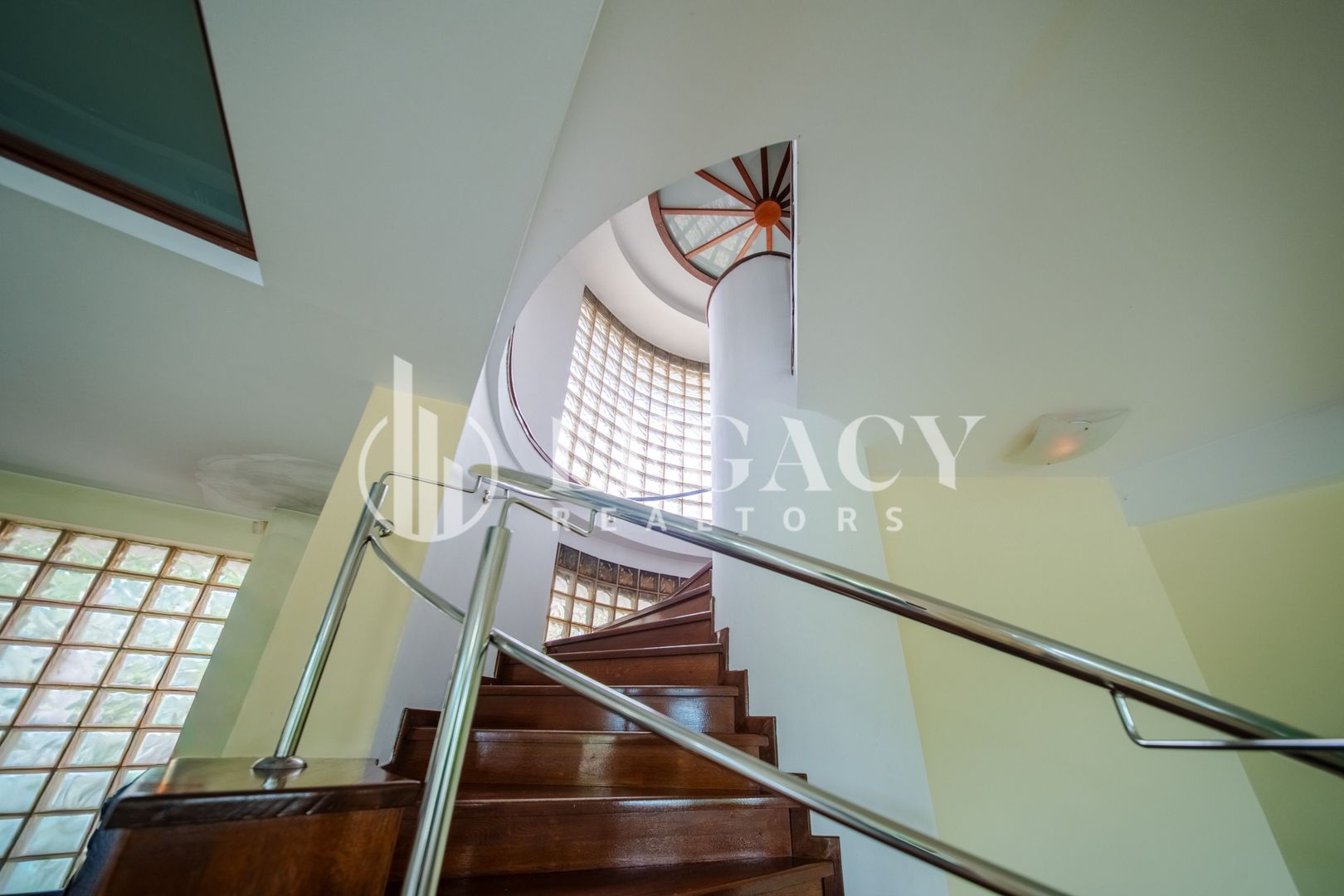 Vilă Exclusivistă în Copou – 680 mp Utili | Teren 1.414 mp - Poză 22