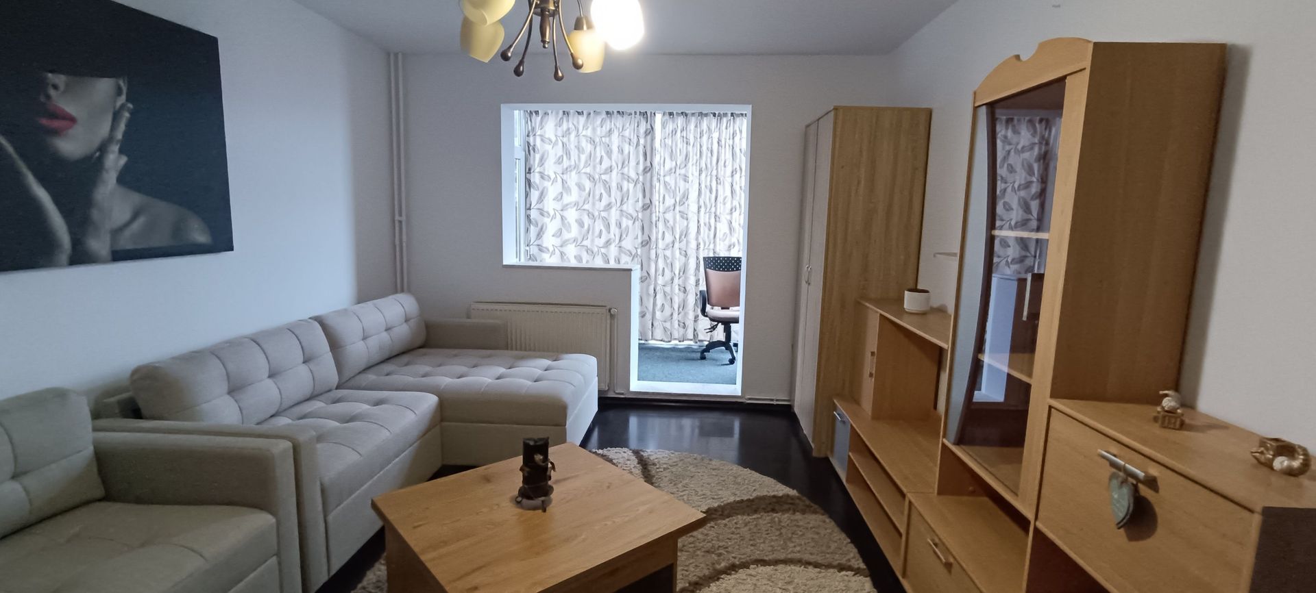 Apartament mobilat3 camere-Tractoru - Poză 1