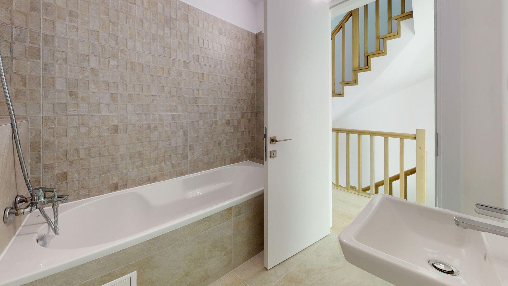 Casa Finalizata Metro Voluntari Finisaje Complete Pompa Caldura - Poză 35