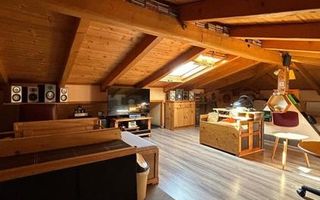 Apartament  cu 2 camere si pod amenajat Giroc - Poză 10