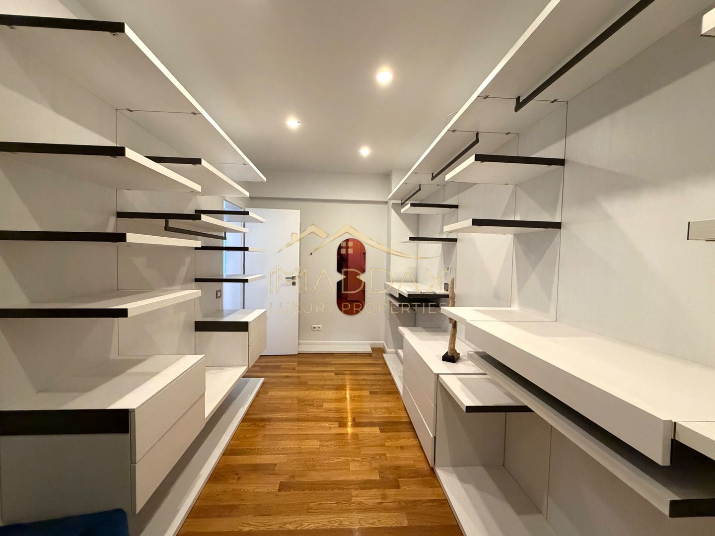 Apartament cu 4 camere Unic *180mp* // Vedere Panoramica catre lac // Aviatiei - Poză 32