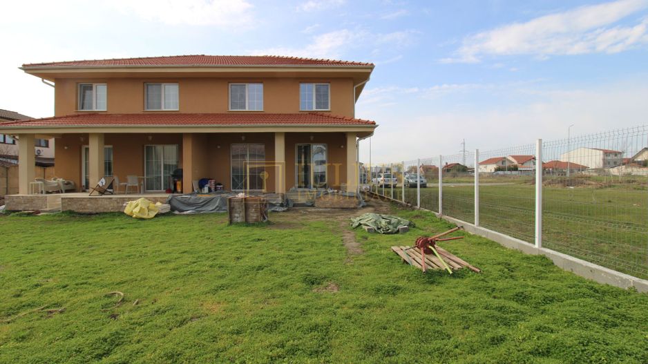 Duplex, semi-mobilat (doar bucataria) la prima inchiriere. - Poză 1