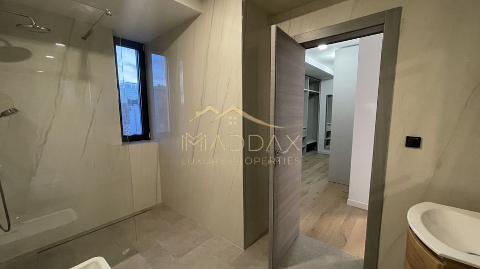 **APARTAMENT ELEGANT** FLOREASCA **CU VEDERE SPECTACULOASA CATRE LAC - Poză 28