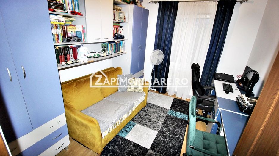 Apartament 3 camere,2 bai,pivnită,70mp,cartier Tudor,mobilat - Poză 3