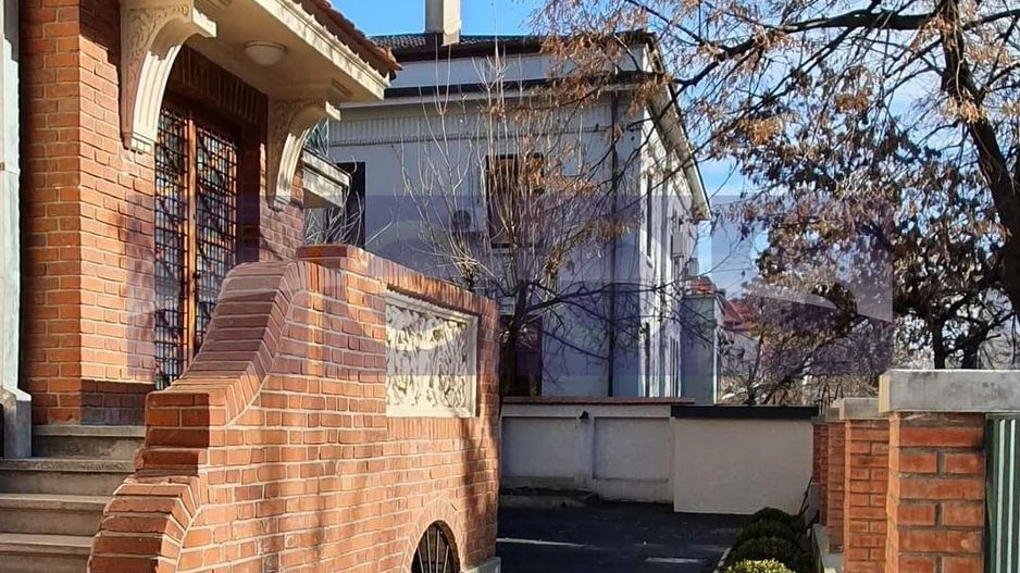 Vila Exclusivista zona Capitale - Poză 10