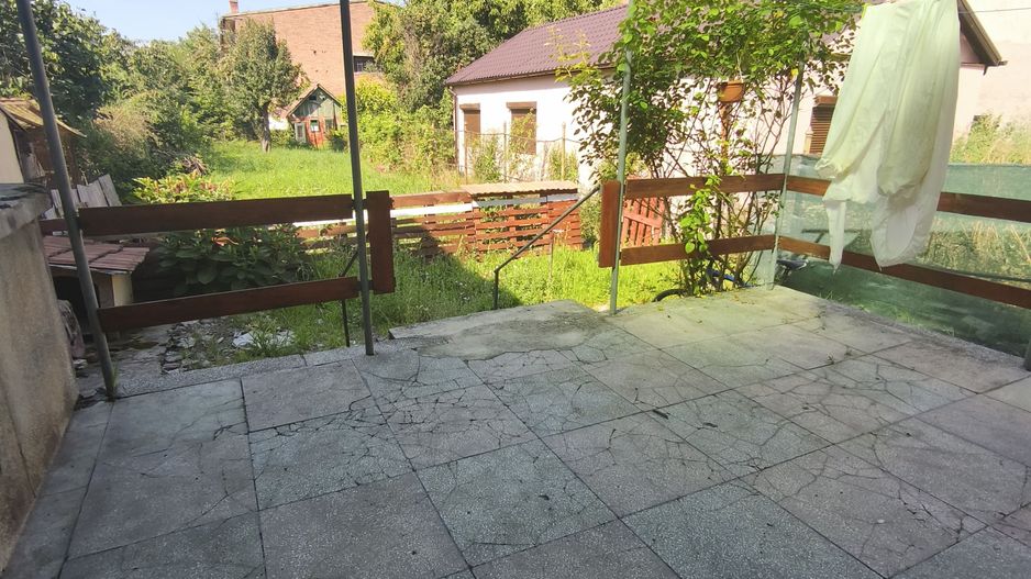 Casă 90 mp utili | Curte delimitata | Cota 1/2 teren | (Primăverii ) - Poză 3