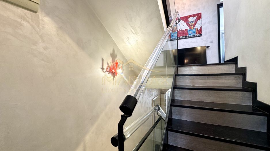 Vila cu 5 camere *344mp* + 800mp Teren // Zona Bucurestii Noi - Poză 24