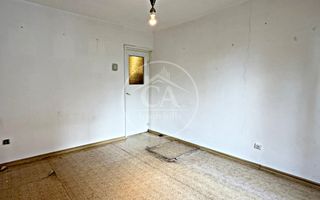 Apartament cu 3 camere de închiriat în zona Rogerius, Oradea - Poză 4