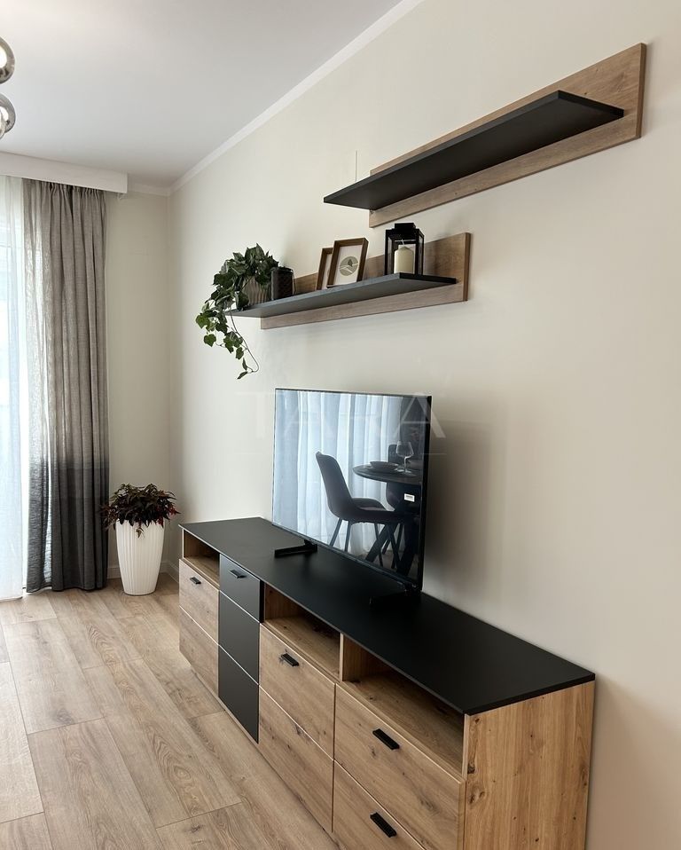 Apartament 3 camere ultrafinisat, Centru - Florești - Poză 4