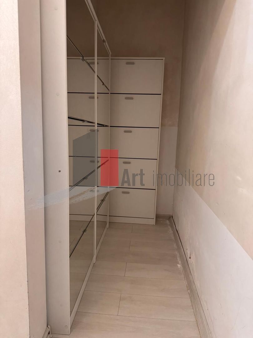 Vanzare apartament 3 camere si curte,loc de parcare Padure Rosu Chiajna - Poză 10
