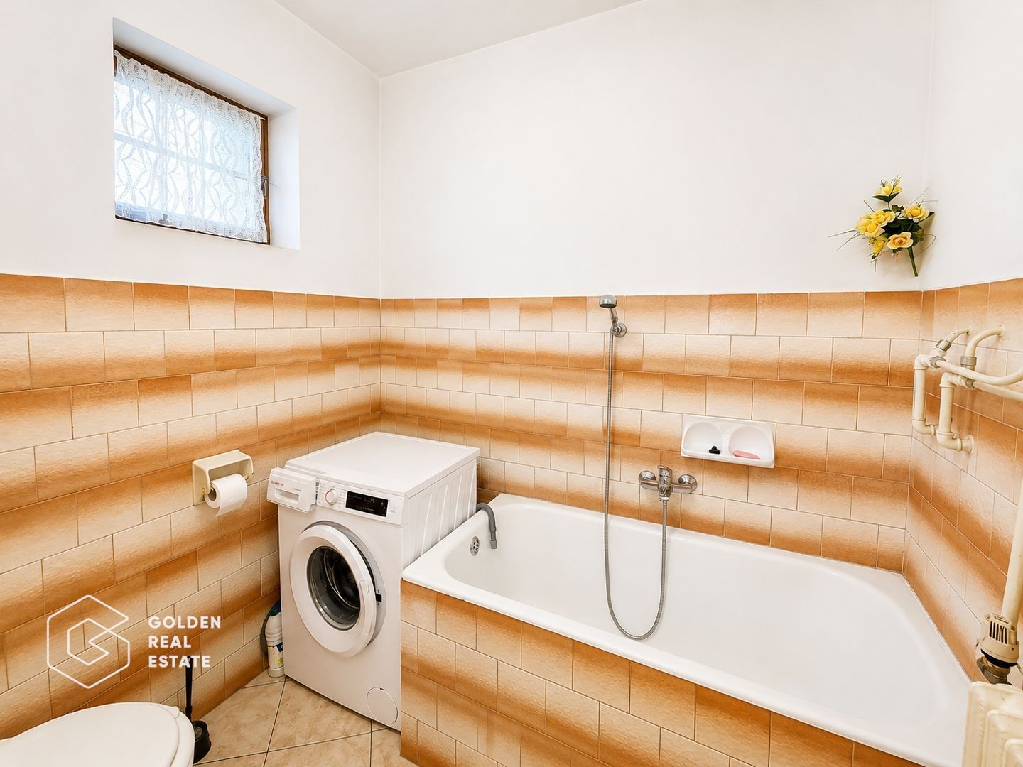 Casa cu teren 688 mp, 2 corpuri de cladire, Parneava - Poză 8