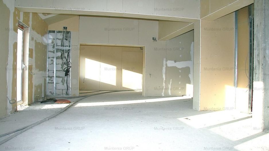 BUFTEA - central, vila D+P+E la pret de apartament - Poză 3