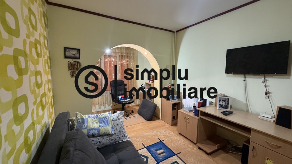 3 decomandate, etaj 2/4, centrala termica, Rovine - 157 000 Euro - Poză 6