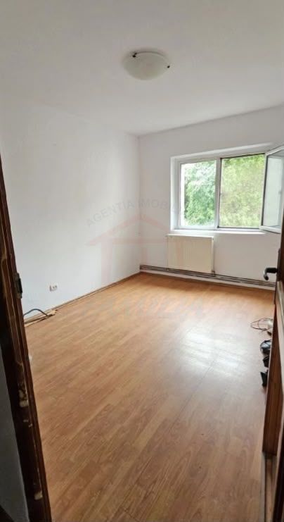 APARTAMENT CU 3 CAMERE DE VÂNZARE | SIDERURGIȘTILOR VEST | ETAJ 1 - Poză 1