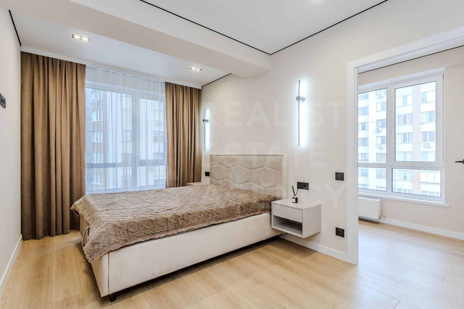 Vânzare, apartament, 2 camere, bd. Mircea Cel Bătrân, Ciocana - Poză 2