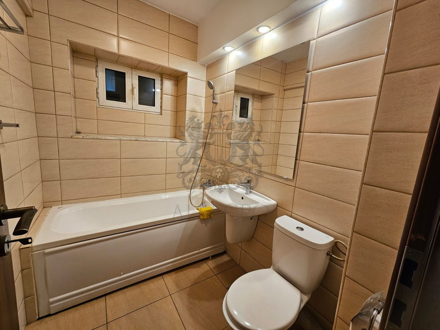 4 Camere  | Parter |  100m de Cismigiu | Strada Constantin Stahi - Poză 10