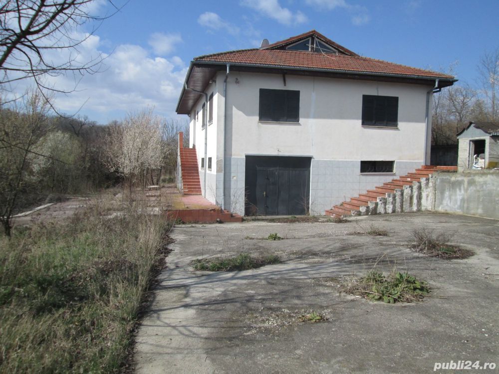 Vand Vila si teren cu deschidere la lac (5128mp) - Poză 6