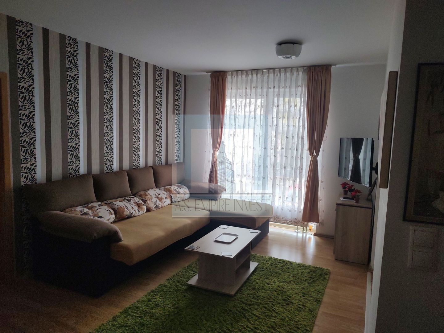 Apartament 3 camere decomandat - zona Avantgarden 1 - Poză 1