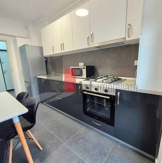 Apartament cu 2 camere de inchiriat-Aparatorii Patriei-centrala+loc de parcare - Poză 6