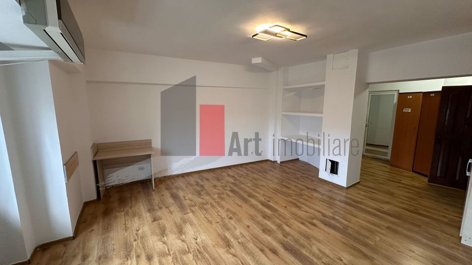 Spațiu birouri ultracentral 100 mp, balcon, mobilat parțial, Nerva Traian - Poză 6