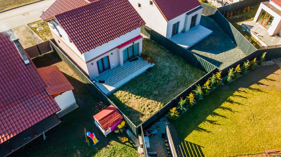 Casa  in cartier Westfield - Poză 1