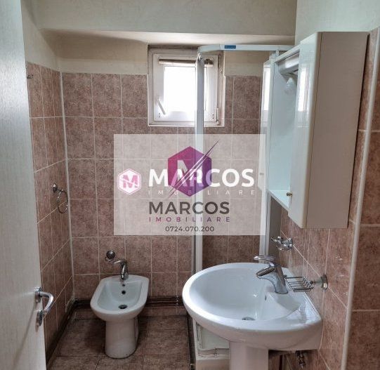 Apartament 3 camere, et.2, Central, ID 953 - Poză 4