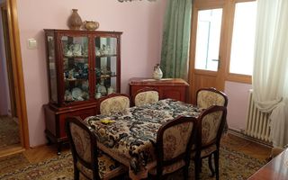 3 camere, etaj 1/4, foarte curat, liber! - Poză 1