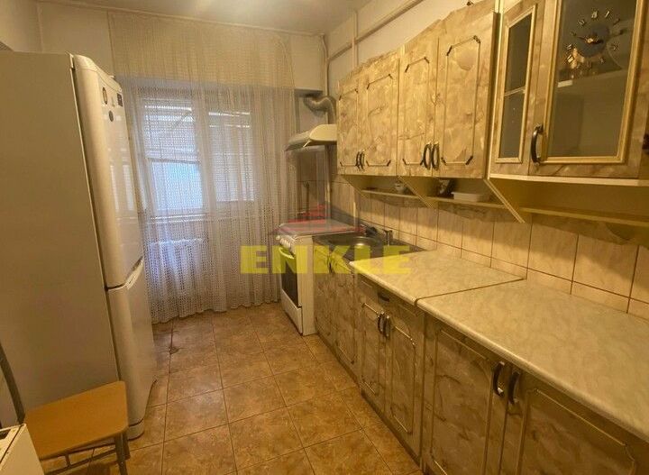 Apartament 3 camere,Semidecomandat, Zona Primaverii,58 mp utili, pret 68000 euro neg - Poză 2