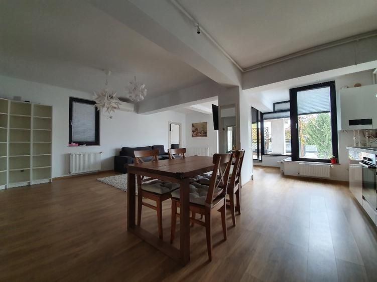 Proprietar, Apartament Domenii, 4 camere, loc parcare și boxă inclusa, etaj 2/3 - Poză 4