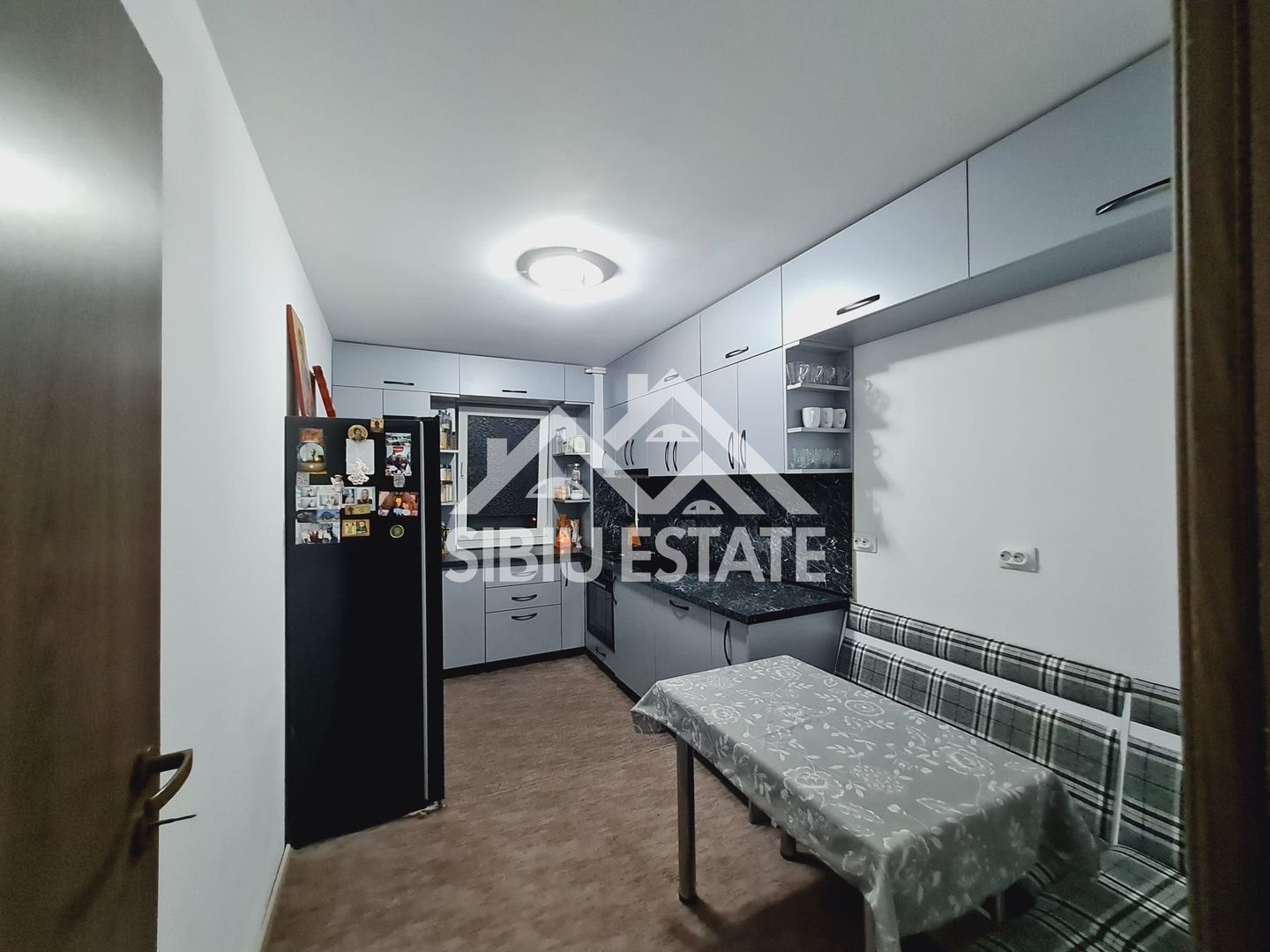 Apartament de vanzare cu 2 camere etaj 3 -Cartier Turnisor - Poză 22