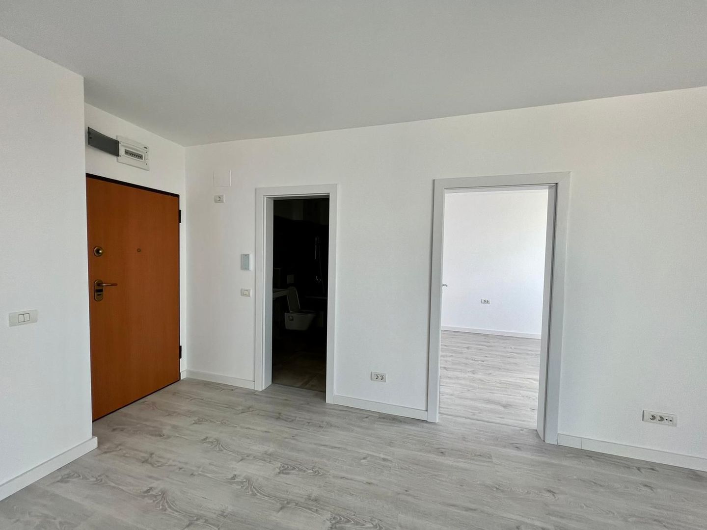 Apartament 2 camere+parcare subterana, zona Telgerafului. - Poză 6