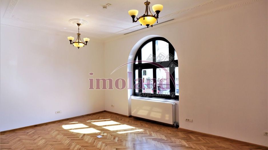 Vila impunatoare - 20 camere - birouri - Romana-Lahovari - Poză 5