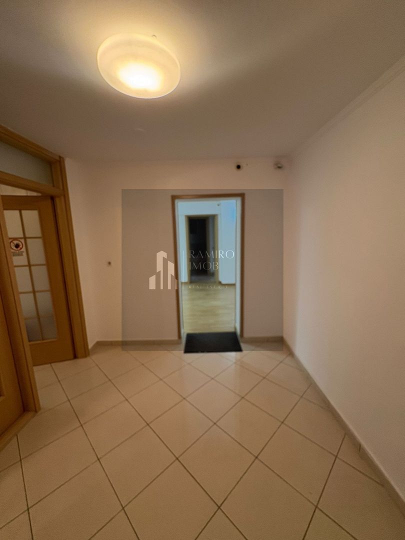 4 camere  etaj 1 /450 m METROU UNIRII - Poză 14