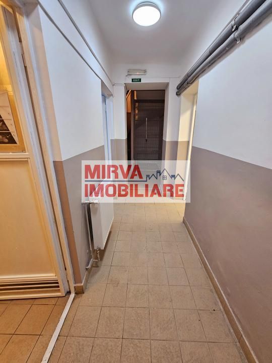 🏢 Spațiu de birouri – 5 camere, 3 băi – Mansardă vilă, Central - Poză 73