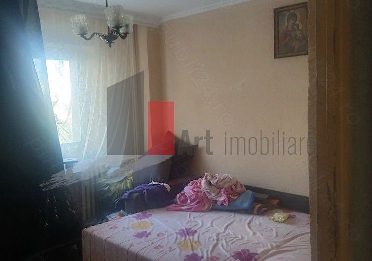 APARTAMENT 2 CAMERE BARCA - Poză 4