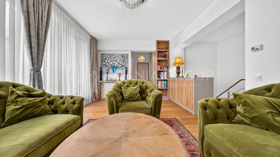 PENTHOUSE SUPERB 4 camere, 100 mp utili, parcare + boxa MAURER Coresi - Poză 1