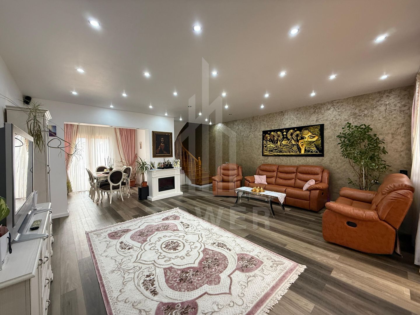 Super oportunitate! Vilă spațioasă pe 3 niveluri + casă separată - Poză 6