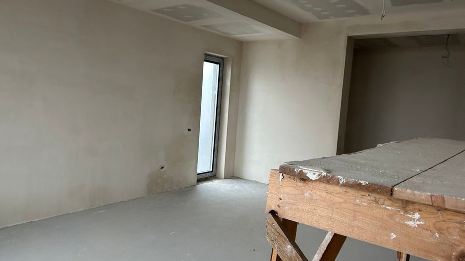 Casă P+1, 315 m² utili | Teren 1.530 m² | Pe malul lacului Ostratu - Poză 11