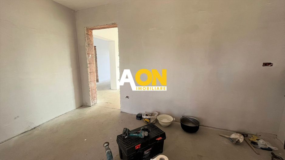 Casa de vanzare, S+P+M, 6 Camere, 2 Bai - Poză 5